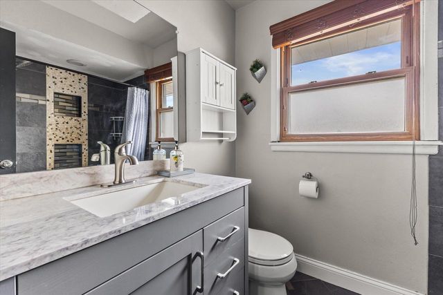 4871 N 108th STREET, Milwaukee, WI 53225