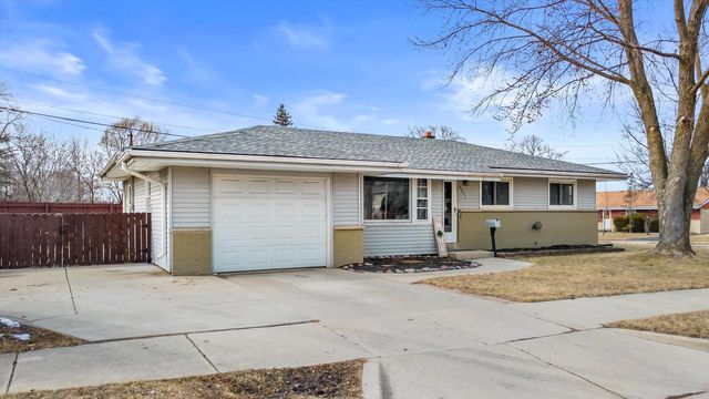 4871 N 108th STREET, Milwaukee, WI 53225
