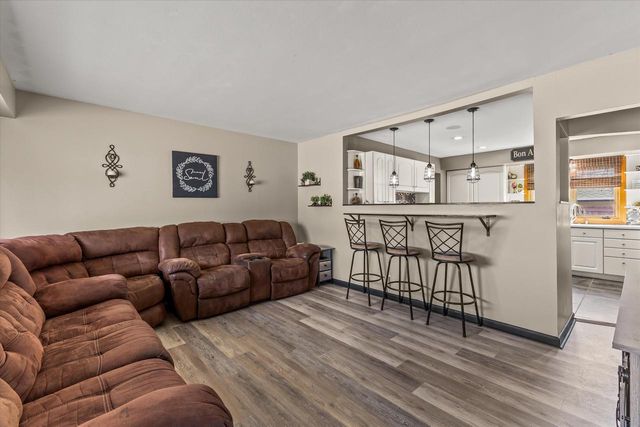 4871 N 108th STREET, Milwaukee, WI 53225