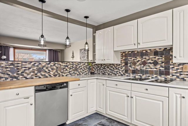 4871 N 108th STREET, Milwaukee, WI 53225