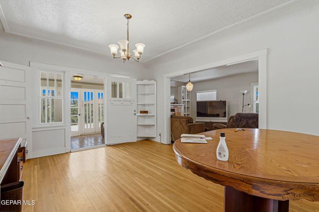 510 Mockingbird Road, El Paso, TX 79907
