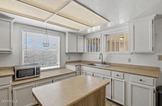 510 Mockingbird Road, El Paso, TX 79907