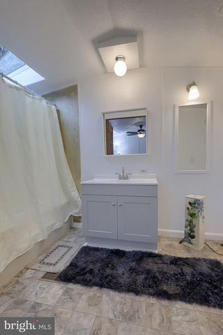 16 HIGHLAND COURT RD, Parkesburg, PA 19365