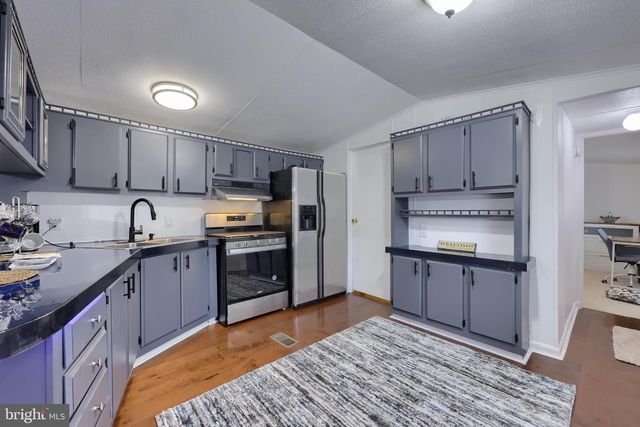 16 HIGHLAND COURT RD, Parkesburg, PA 19365