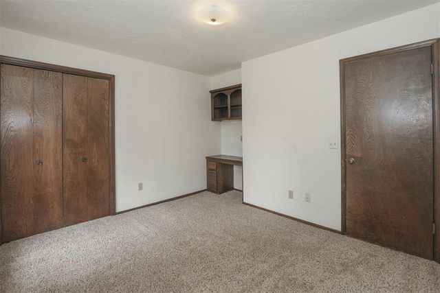 1814 E Sherwood Terrace, Mustang, OK 73064