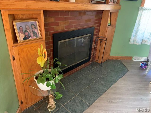 606 Monroe Street, East Alton, IL 62024