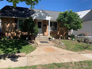 606 Monroe Street, East Alton, IL 62024
