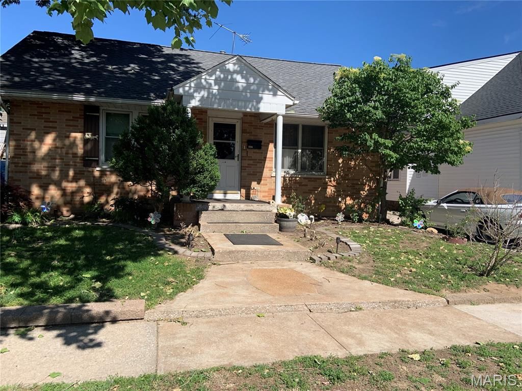 606 Monroe Street, East Alton, IL 62024