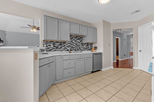 990 JESSICA LAUREN DR, Cordova, TN 38018