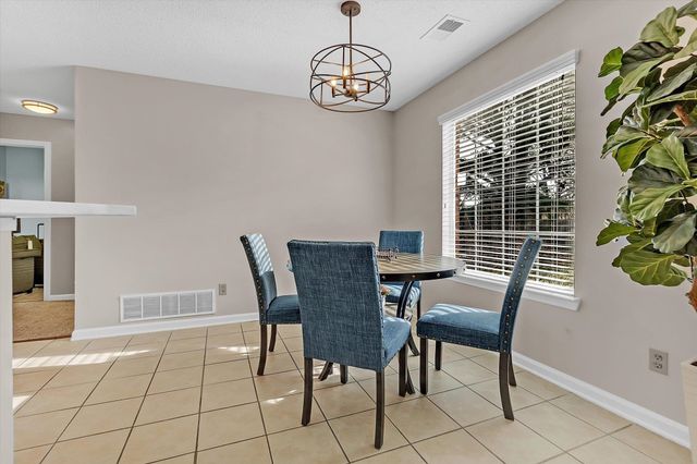 990 JESSICA LAUREN DR, Cordova, TN 38018