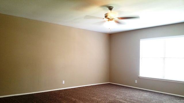 3207 SACKVILLE DR, San Antonio, TX 78247