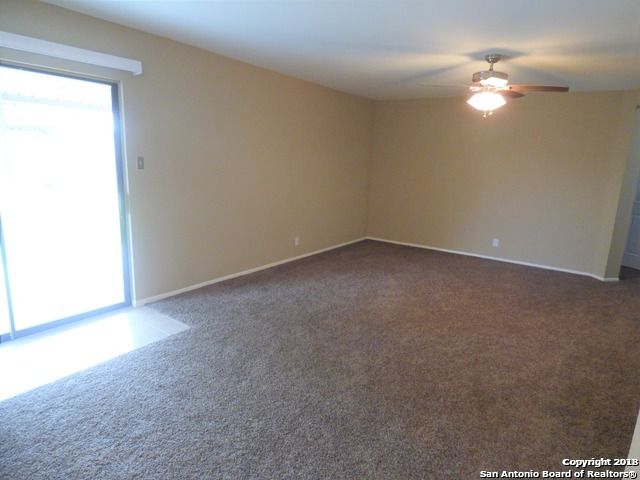 3207 SACKVILLE DR, San Antonio, TX 78247