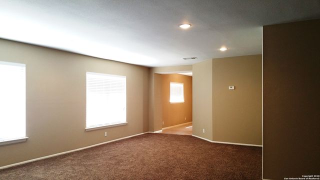 3207 SACKVILLE DR, San Antonio, TX 78247