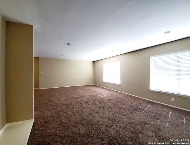 3207 SACKVILLE DR, San Antonio, TX 78247