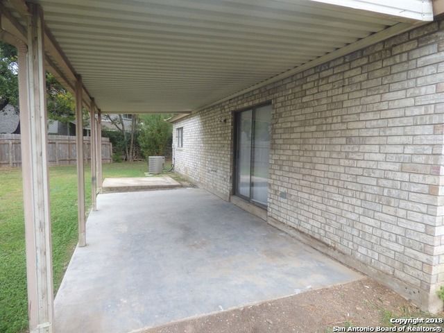 3207 SACKVILLE DR, San Antonio, TX 78247