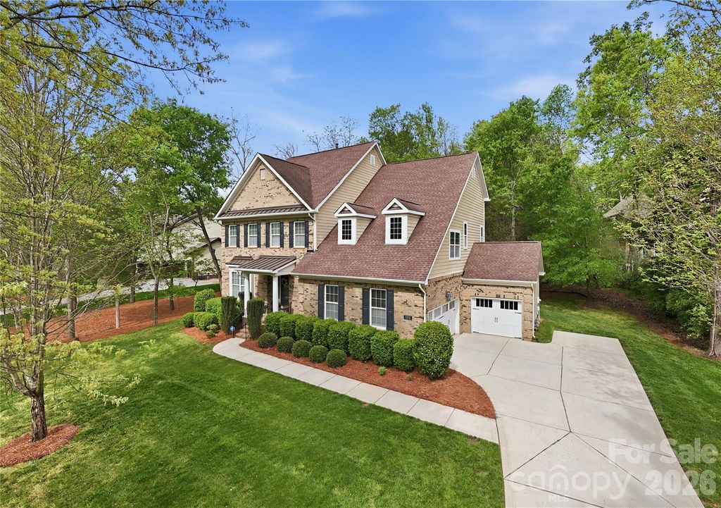 11521 Egrets Point Drive, Charlotte, NC 28278