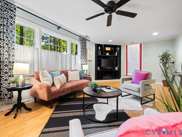 9317 Westmoor Cir, Henrico, VA 23229