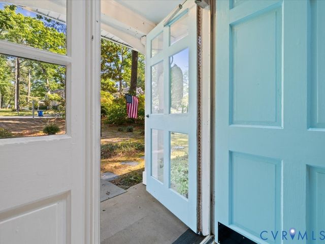 9317 Westmoor Cir, Henrico, VA 23229