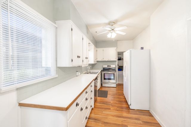 824 E Gordon Ave, Spokane, WA 99207