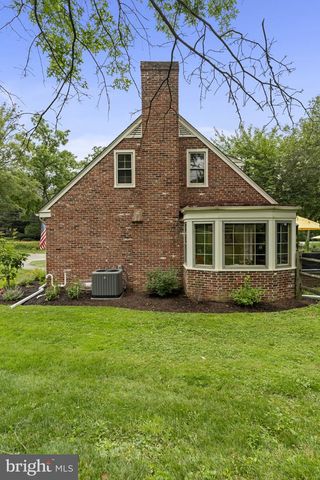 1424 OLD GULPH RD, Villanova, PA 19085