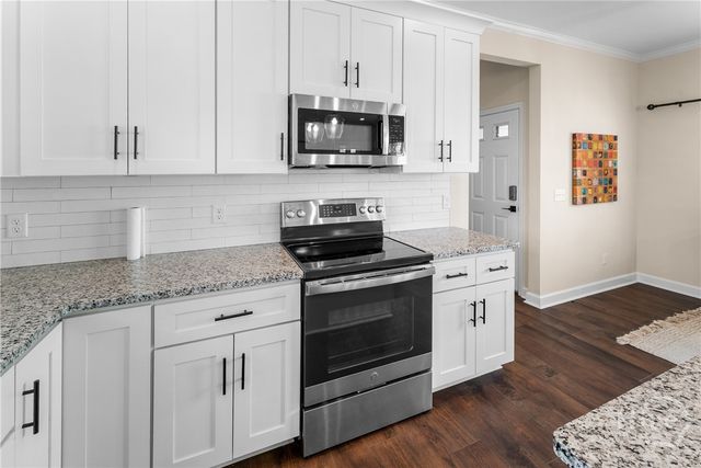 1403 E Anderson Street, Savannah, GA 31404