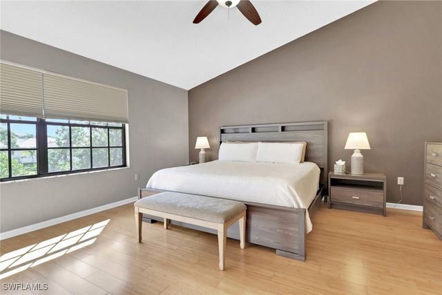 800 Meadowland DR 25-2, Naples, FL 34108