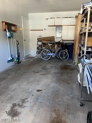 800 Meadowland DR 25-2, Naples, FL 34108