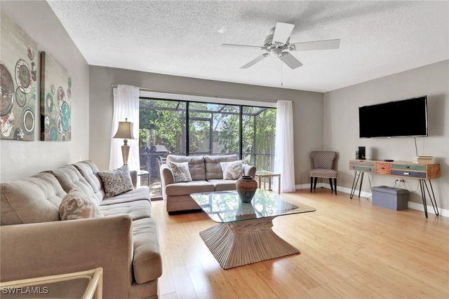 800 Meadowland DR 25-2, Naples, FL 34108