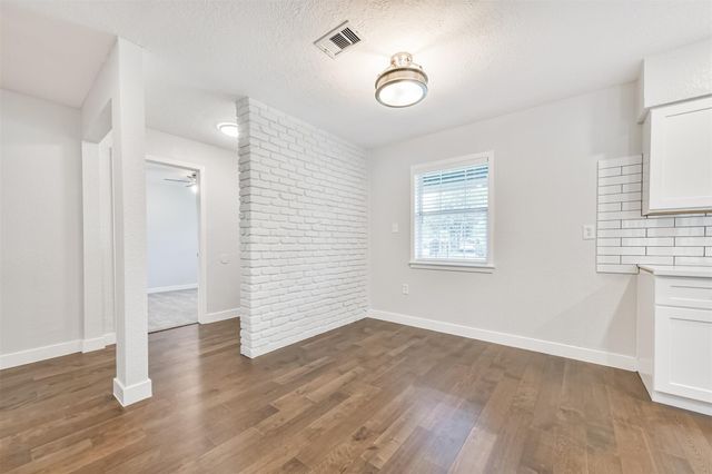 10202 Elmhurst Street, Houston, TX 77075