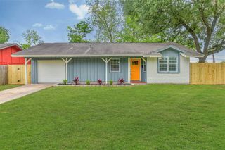 10202 Elmhurst Street, Houston, TX 77075