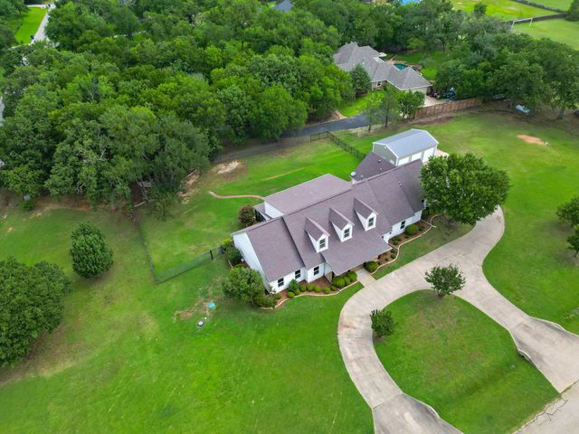 890 Topaz Lane, Oak Point, TX 75068
