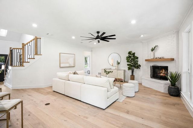 890 Topaz Lane, Oak Point, TX 75068
