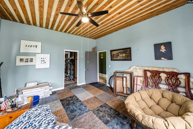 909 College Street, Newberry, SC 29108