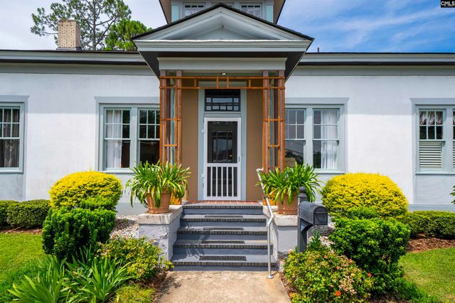 909 College Street, Newberry, SC 29108