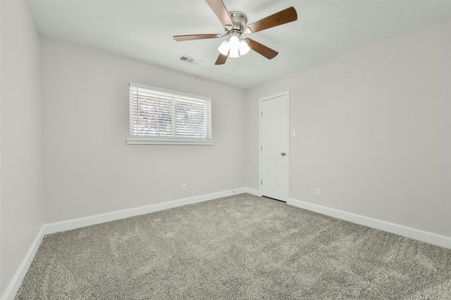 22 Cozumel Circle, Galveston, TX 77554