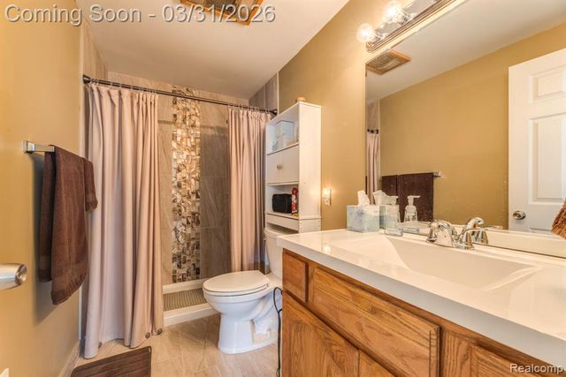 3264 Lake Drive, Fort Gratiot, MI 48059