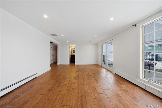 101 Jetmore Place, Massapequa, NY 11758