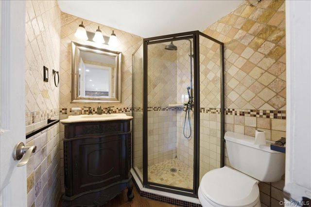 101 Jetmore Place, Massapequa, NY 11758