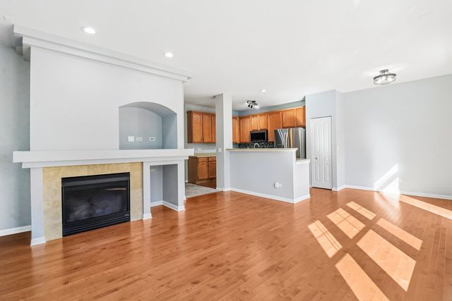 905 Indigo Court, Hanover Park, IL 60133