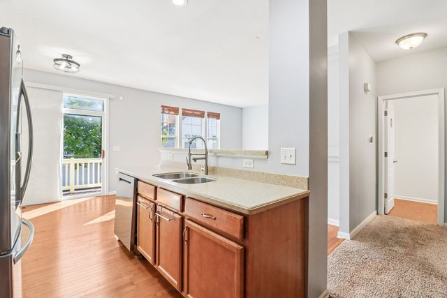 905 Indigo Court, Hanover Park, IL 60133