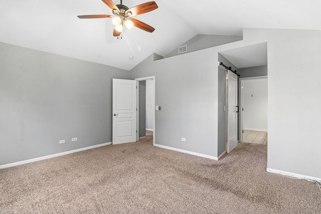 905 Indigo Court, Hanover Park, IL 60133