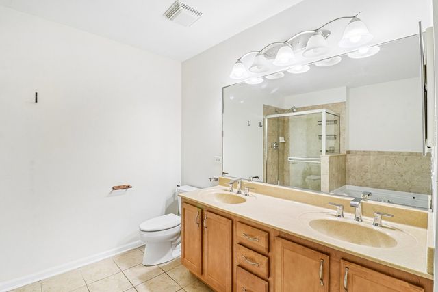 905 Indigo Court, Hanover Park, IL 60133