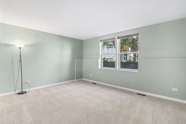 905 Indigo Court, Hanover Park, IL 60133