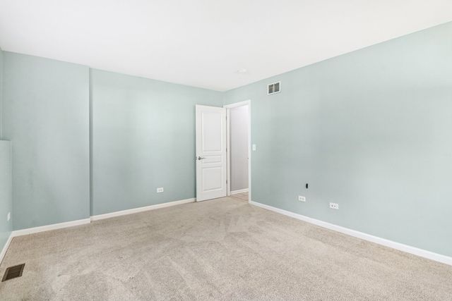 905 Indigo Court, Hanover Park, IL 60133