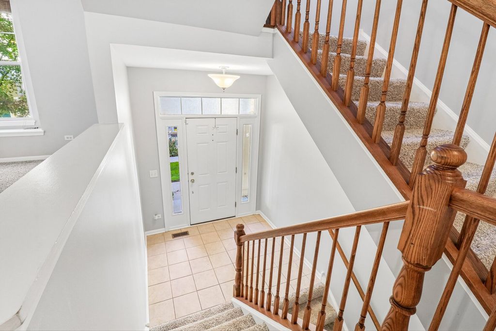 905 Indigo Court, Hanover Park, IL 60133 — photo 5