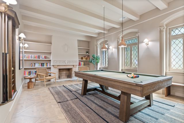 1650 W Roscoe Street 207, Chicago, IL 60657