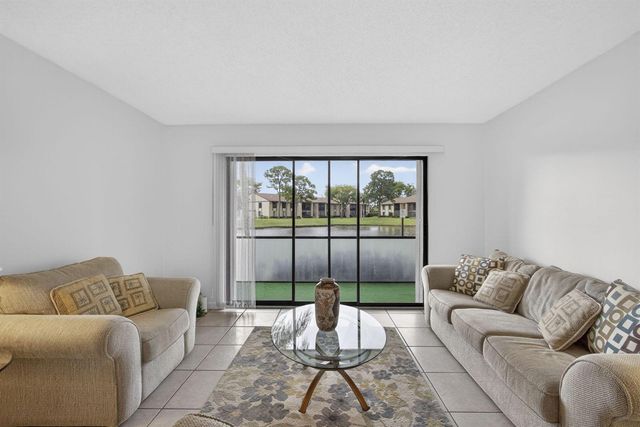812 Sky Pine Way G1, Greenacres, FL 33415