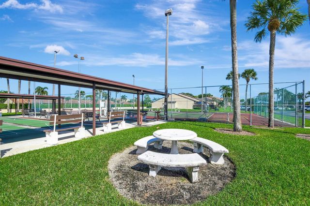 812 Sky Pine Way G1, Greenacres, FL 33415