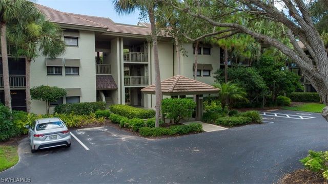 3631 Wild Pines DR 302, Bonita Springs, FL 34134