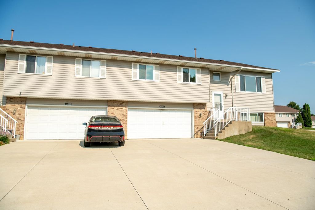 15872 Granada Avenue, Apple Valley, MN 55124 — exterior